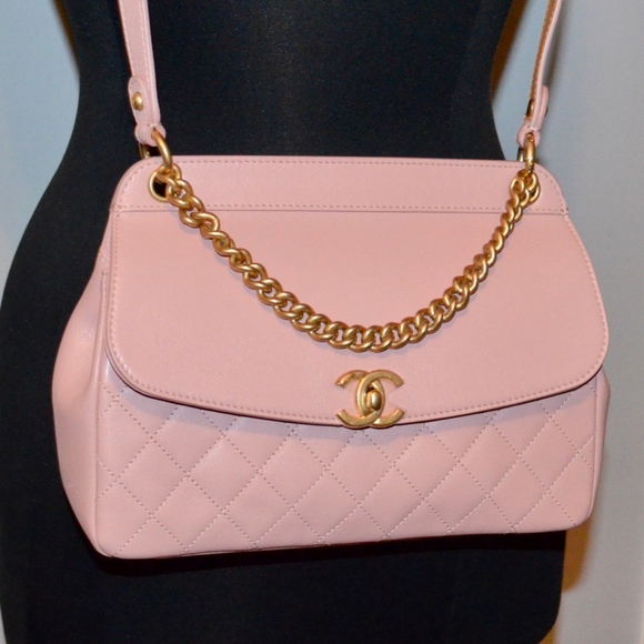 CHANEL Handbags - CHANEL QUILTED LEATHER FLAP BAG CHAIN HANDBAG